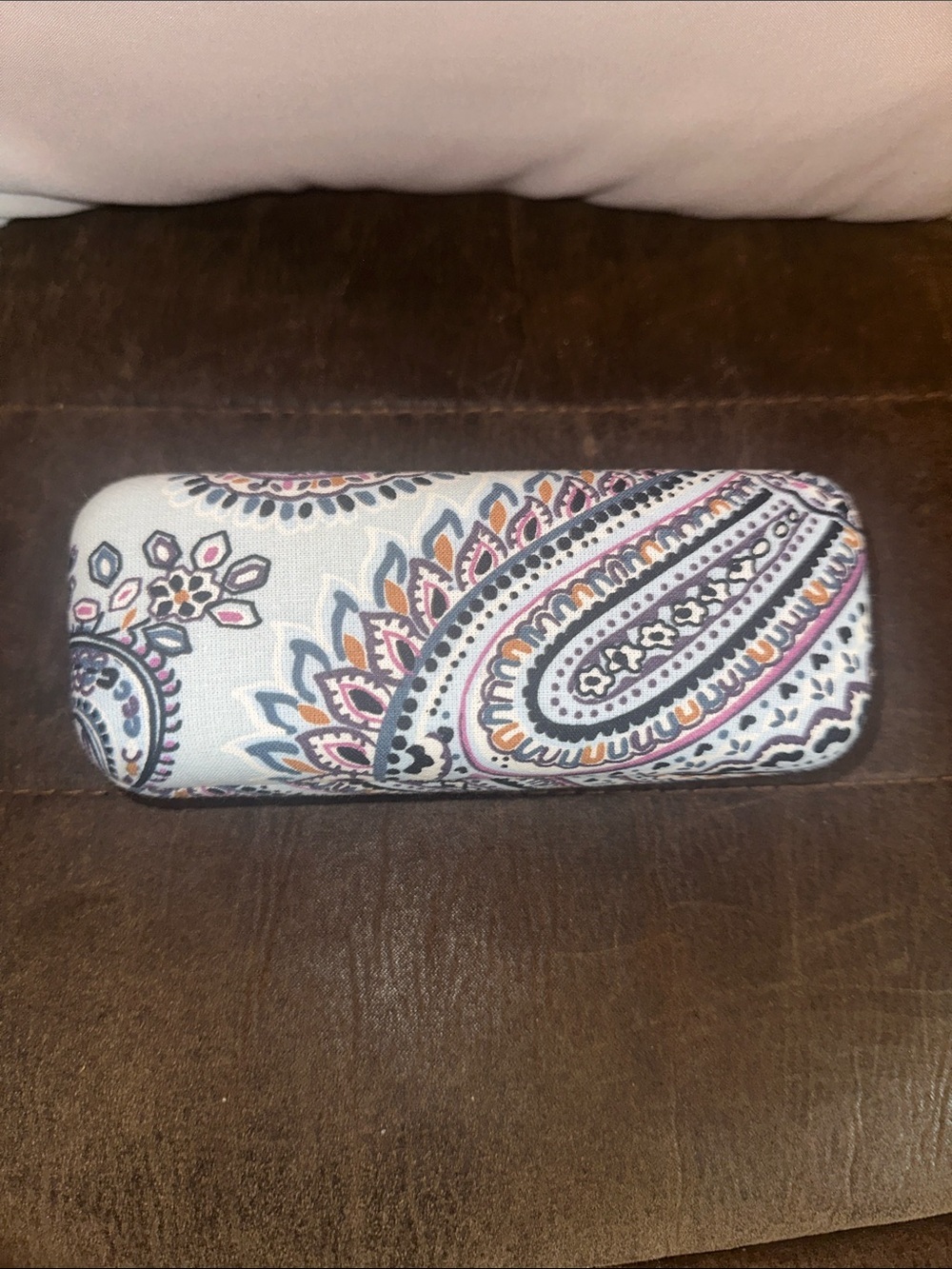 Vera Bradley Retired Provence Paisley Hard Clamshell Eyeglass Case only - Picture 6 of 6